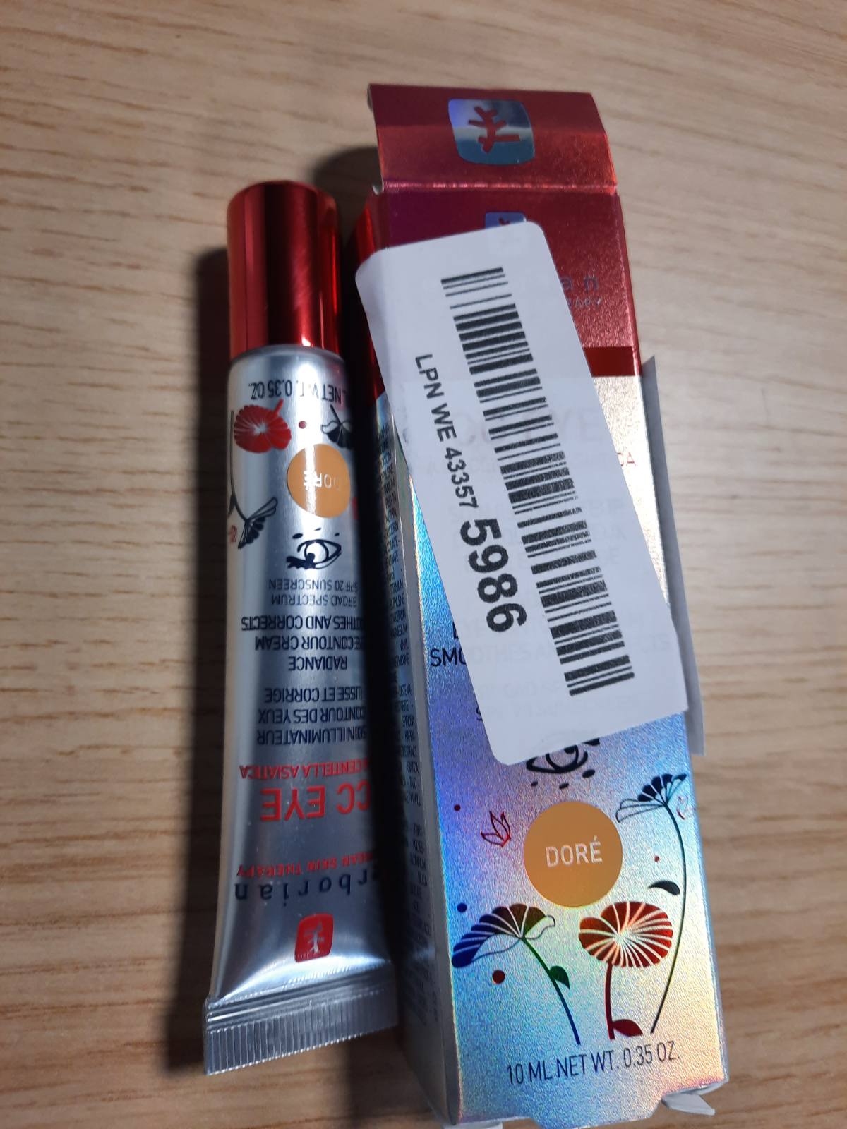 311288 - ERBORIAN - Krem i lehtë për sytë CC me Centella Asiatica, SPF 20, 10 ml, zbut dhe korrigjon rrathët e errët nën sy