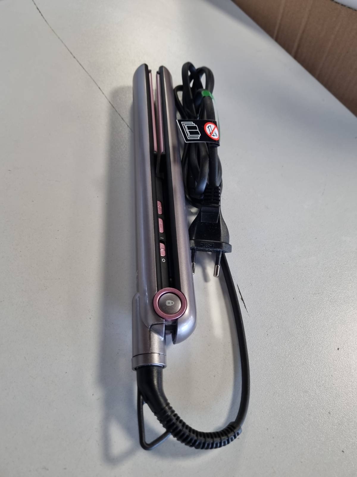 336128 - BELLISSIMA Imetec B9 300 – Drejtues flokësh qeramike 150-230°C