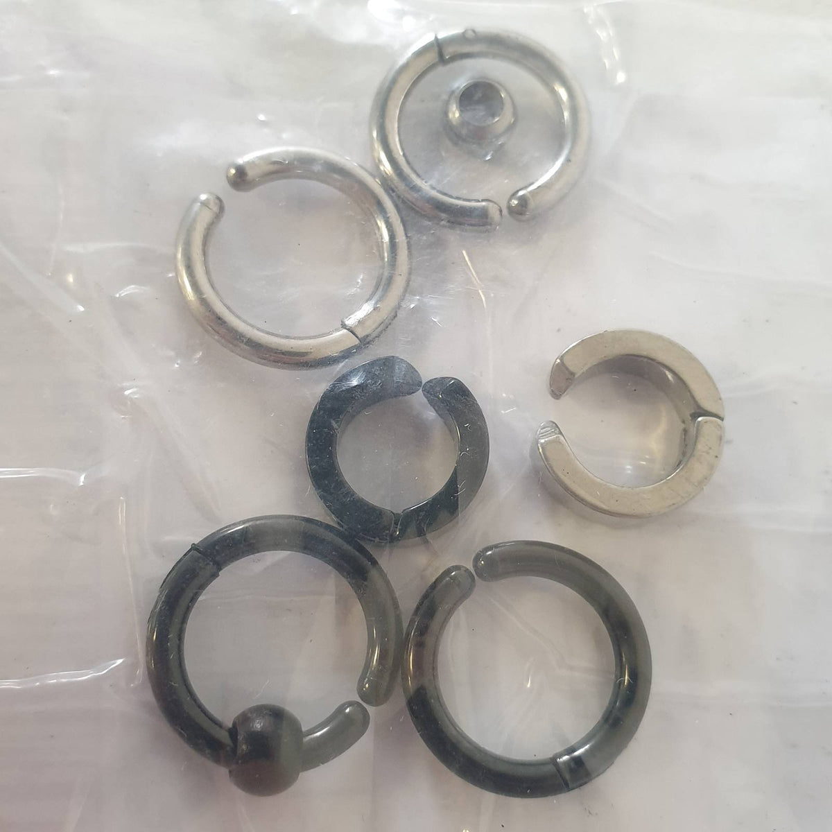 312455 - COYUN 3 palë vathë për meshkuj, vathë çeliku inox, me kapëse pa shpim, unaza çeliku inox