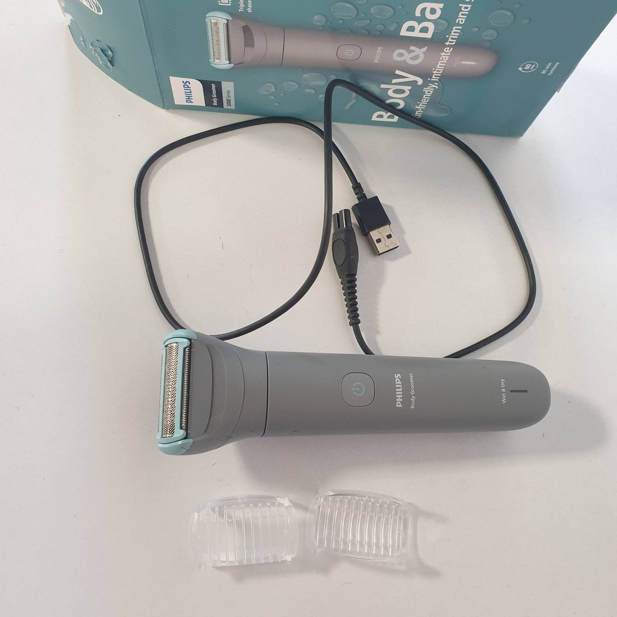 311225 - PHILIPS, BODYGROOM SERIA 3000, MAKINË PRERËSE ME MBROJTJE TË TREFISHTË PËR BURRA, SHKURTIM DHE RRUAJTJE INTIME, PRECIZE DHE E REHATSHME NË LËKURË, 100% REZISTENTE NDAJ UJIT, 80 MINUTA JETËGJATËSI BATERIE, MODELI BG3480/15