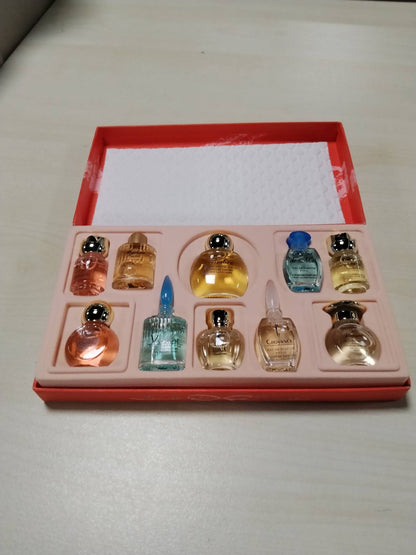 311147 - CHARRIER PARFUMS Set dhuratash Luxe Les Parfums de France, 10 Ujë Parfumesh miniaturë, 57.8 ml
