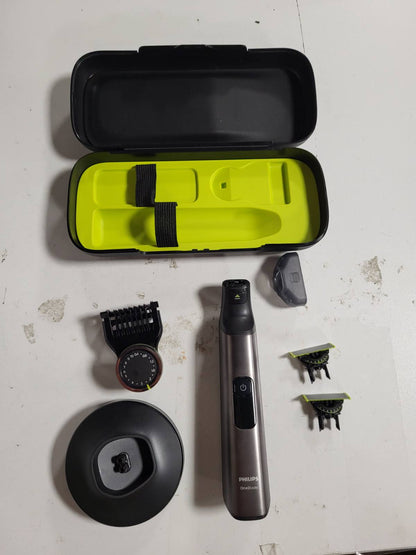 271063 - PHILIPS Makinë rroje dhe pastruese elektrike OneBlade Pro 360, 3 tehe 360°, krehër 20° i gjatë, set trupi, bazë karikimi, QP6652/35