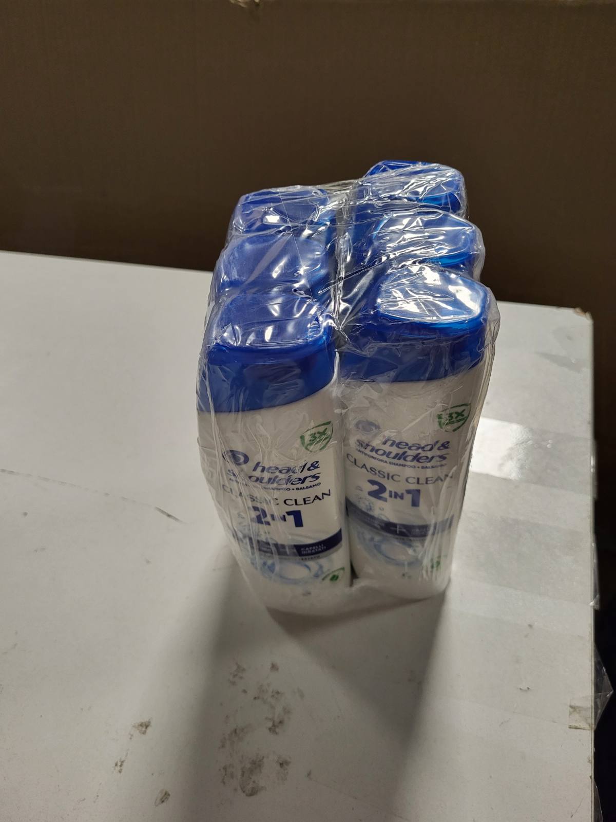 271931 - HEAD & SHOULDERS Shampo dhe balsam kundër zbokthit Classic Clean 2 në 1, ndjesi freskie 6x250ml