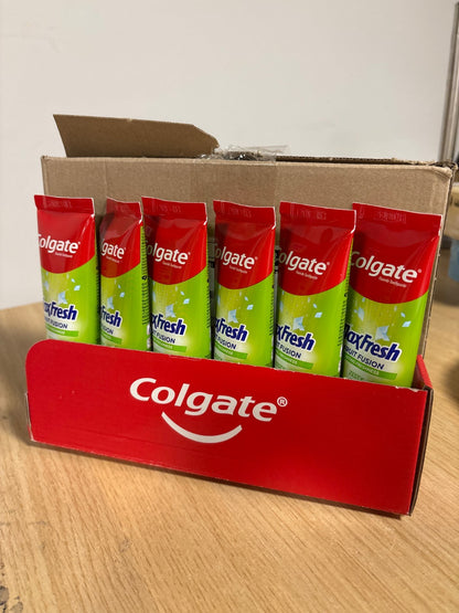 334535 - COLGATE – Max Fresh Fruit Fusion – Pastë dhëmbësh me freski të frymëmarrjes 10 herë më të qëndrueshme dhe me shije lime të thartë – Paketë me 6 × 75 ml