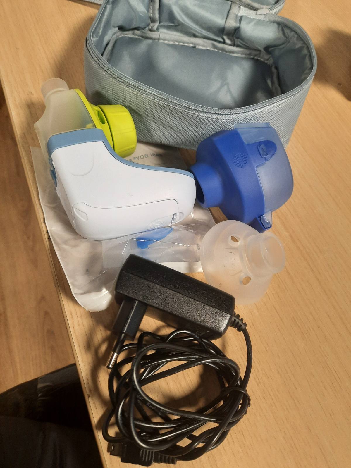 298036 - PARI BOY free – Inhalator portativ për të gjithë familjen.