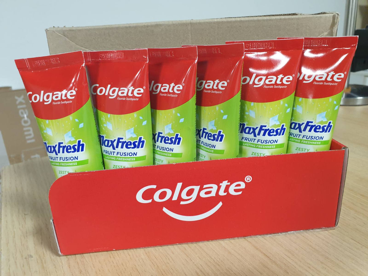 295626 - COLGATE – Max Fresh Fruit Fusion – Pastë dhëmbësh me shije lime, me freski të frymëmarrjes 10 herë më të gjatë – Paketim me 6 × 75 ml.