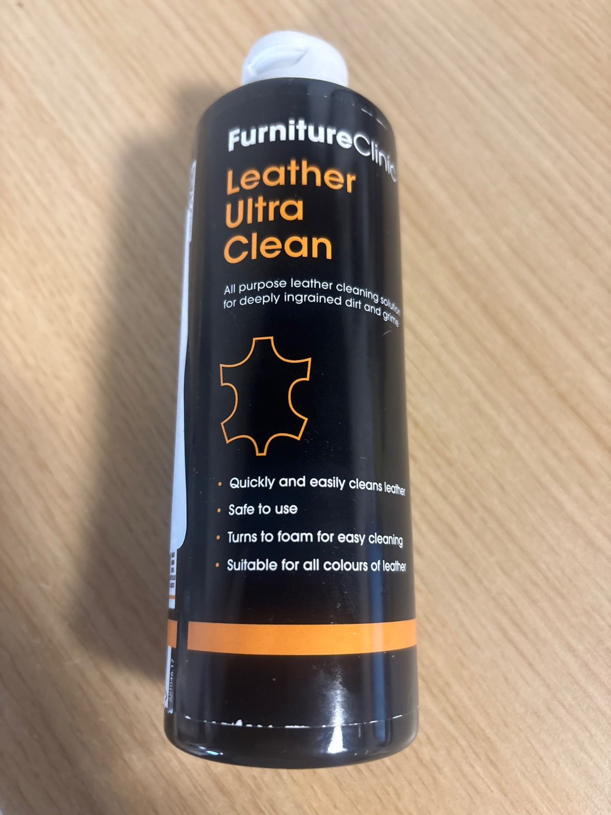159972 - Furniture Clinic Leather Ultra Clean – Pastrues universal për lëkurë, 250 ml – Pastrues për divane dhe ambiente të brendshme të makinës – Pastron në thellësi të gjitha llojet dhe ngjyrat e lëkurës