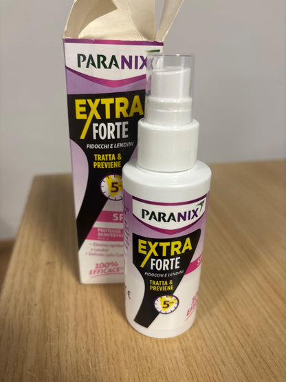 308388 - Paranix Extra Forte Spray – Sprej ekstra i fortë që trajton dhe parandalon morrat dhe thërijat, 100 ml.