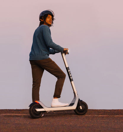 13954 - Bird Two Skuter Elektrik 500W