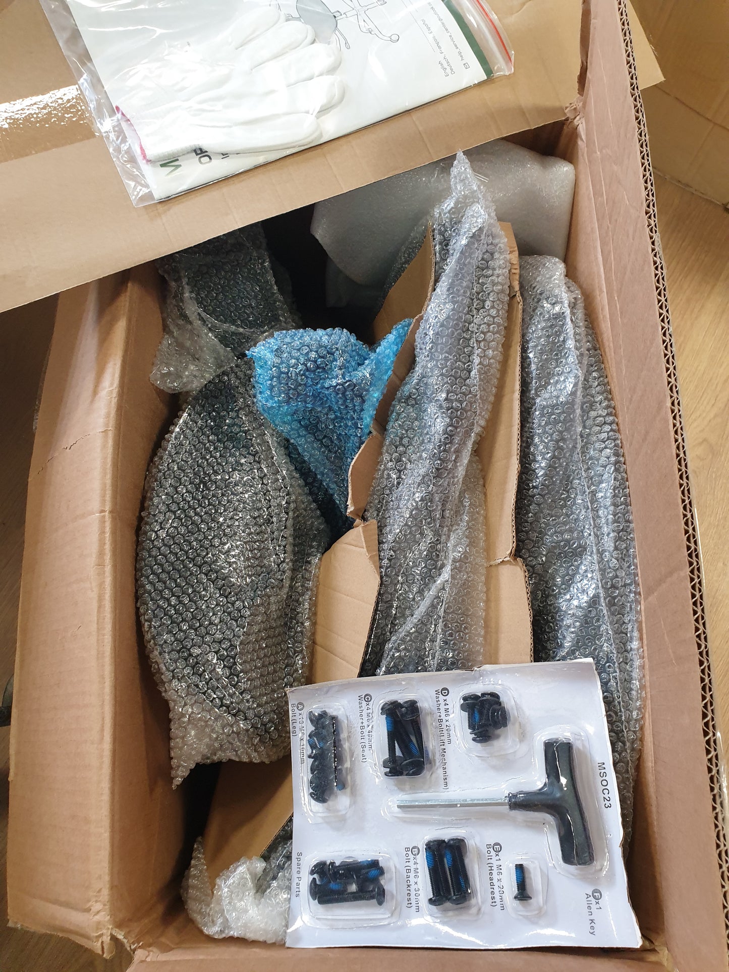 159457 - MARSAIL Karrige Zyroe Ergonomike me Mbështetëse Shpine prej Rrjete, Mbështetëse Adaptive për Lundrën, Mbështetëse Koke 2D, Mbështetëse Krahësh 3D të Palosshme, Rregullim Lartësie dhe Animi, Ngjyra: E Zezë, Blu e Bardhë