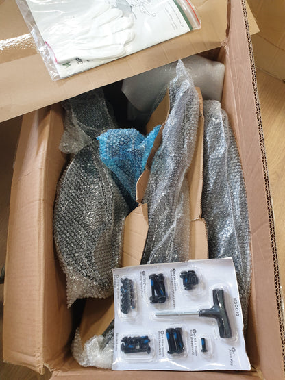 159457 - MARSAIL Karrige Zyroe Ergonomike me Mbështetëse Shpine prej Rrjete, Mbështetëse Adaptive për Lundrën, Mbështetëse Koke 2D, Mbështetëse Krahësh 3D të Palosshme, Rregullim Lartësie dhe Animi, Ngjyra: E Zezë, Blu e Bardhë