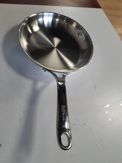 195500 - TEFAL Tigan Jamie Oliver Cook Smart, Prej Çeliku Inox i Pa Veshur, 24 cm, Baza Thermo-Fusion, i Pajtueshëm me Induksion, Dorëza e Fiksuar me Thumba, i Riciklueshëm, Modeli E3110455