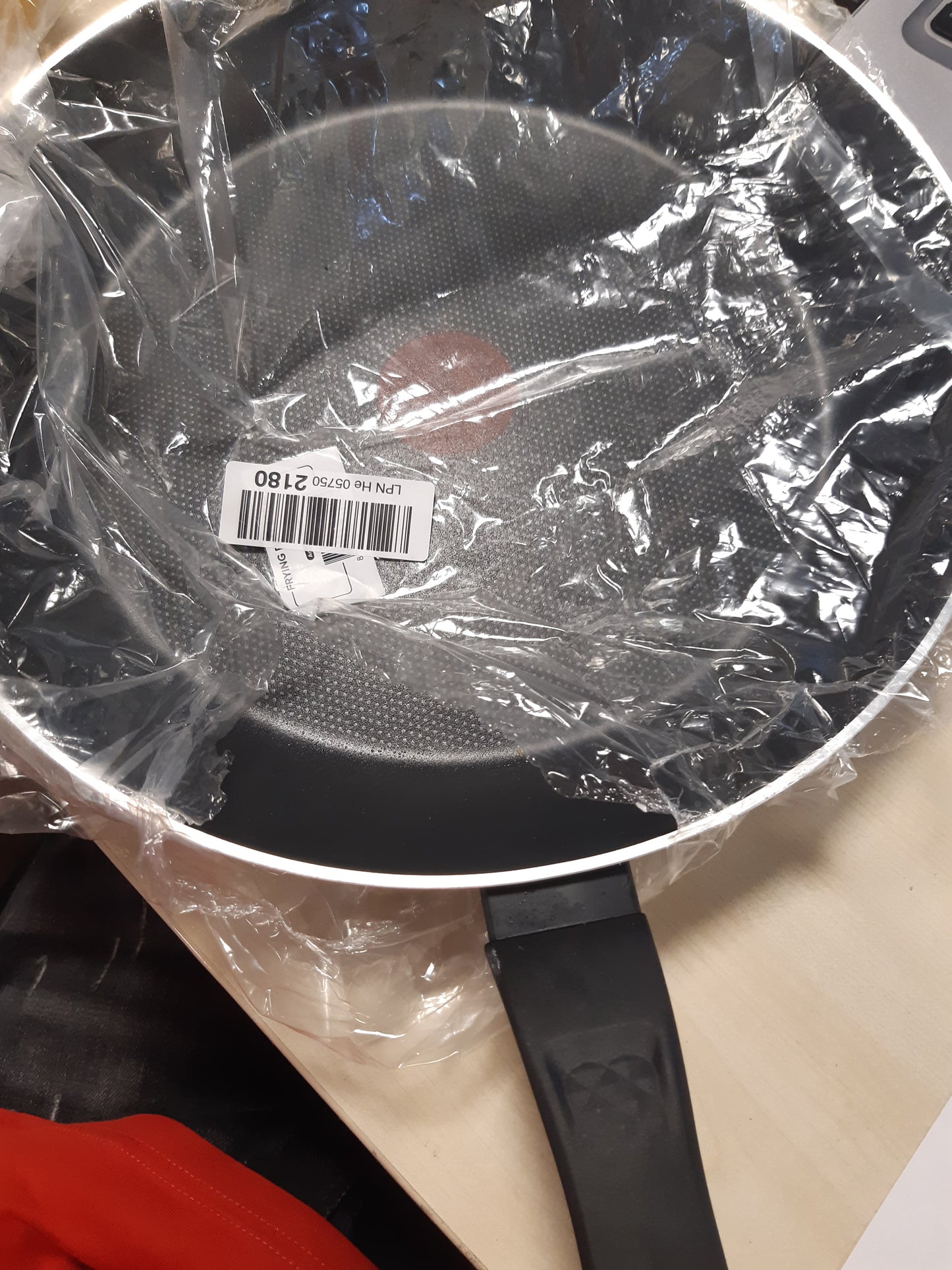 214260 - TEFAL Tigan 32 cm, shtresë jo ngjitëse, termo-sinjal, NUK është i përshtatshëm për soba me induksion
