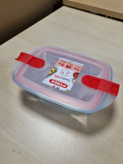 206353 - PYREX - Enë e Drejtkëndëshme Qelqi për Gatuaj dhe Ngroh, me Kapak te Sigurt Hermetik për Mikrovalë, për Ruajtjen e Ushqimit, Përmasa 23 x 15 x 7 cm
