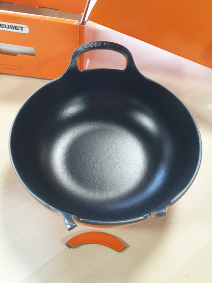 191084 - LE CREUSET Gizë Balti e Sheshtë me Smalt, e Vullkanikë, 24 cm, 2.7 litra, Modeli 20142240900460