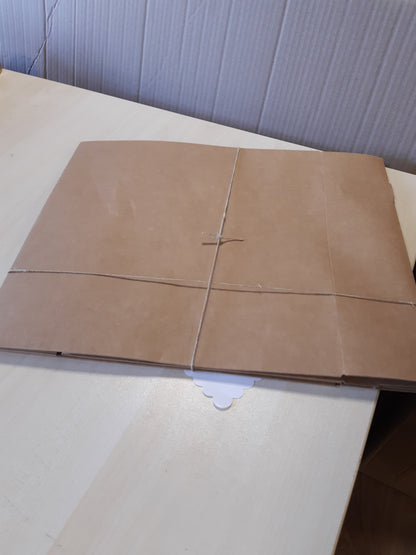 264066 - ScrapCooking Set me 2 kuti për torta - Karton kraft i gradës ushqimore - 32 x 32 x 8 cm