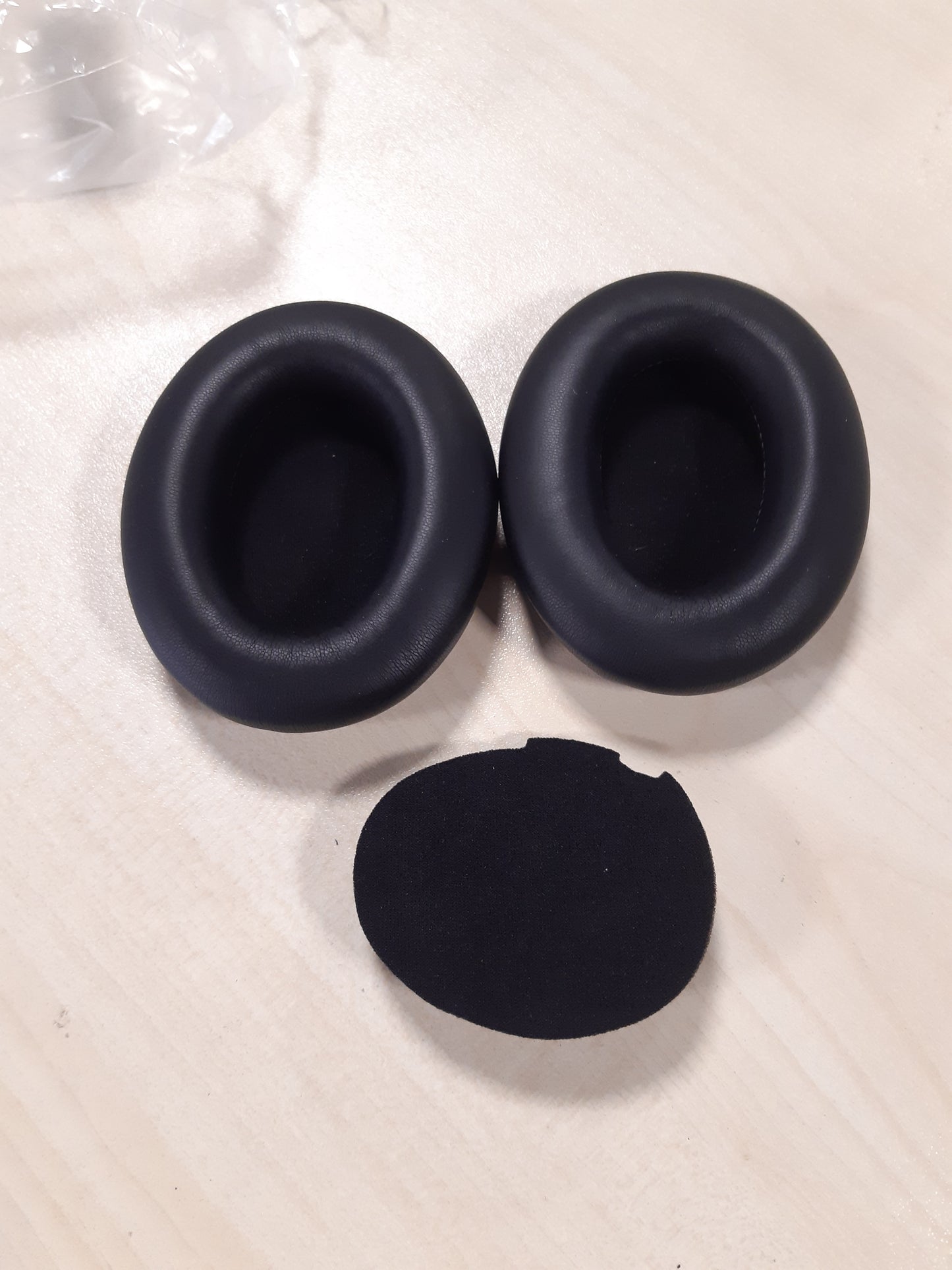 190180 - SONY WH-1000XM3 - Set me 2 Jastëkë Veshësh Zëvendësues për Kufje, Material Lëkurë Proteinike, Shkumë Memorie, Izolim Zhurmash, Ngjyrë e Zezë