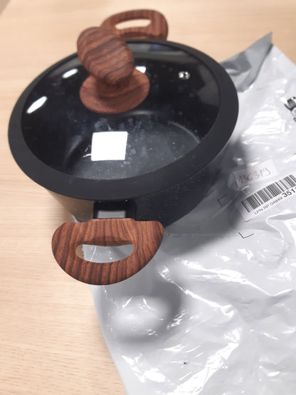 136319 - FLORINA Tenxhere Alumini Master e Zëzë, 20 cm, 2.1 L, me Shtresë Jo-ngjites, për Sobat me Induksion, Dorezë Ergonomike, Kapak Silikoni, Resistente Nxehtësisë