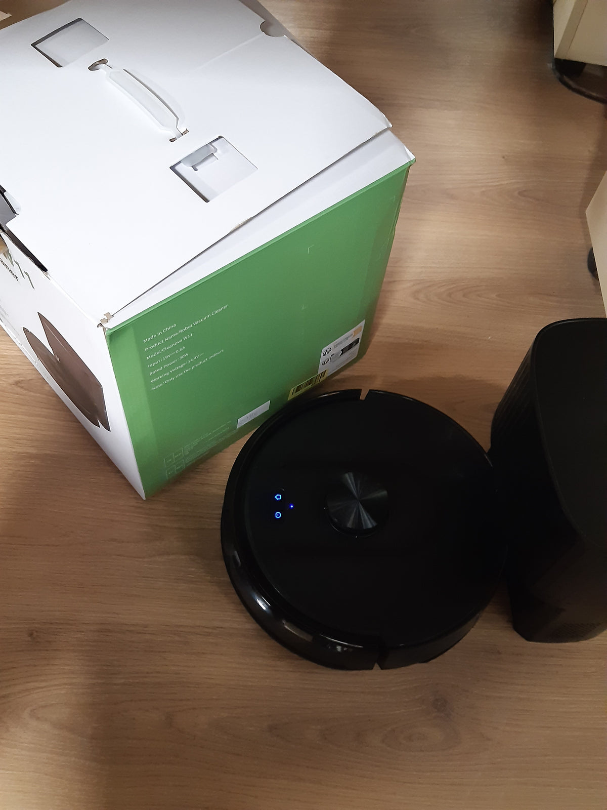 89118 - VEXILAR W11 Fshesë Robotike Vetëpastruese me Zbulim Pengesash LiDAR, Navigim me Lazer dhe Hartëzim, Stacion Zbrazjeje Automatik