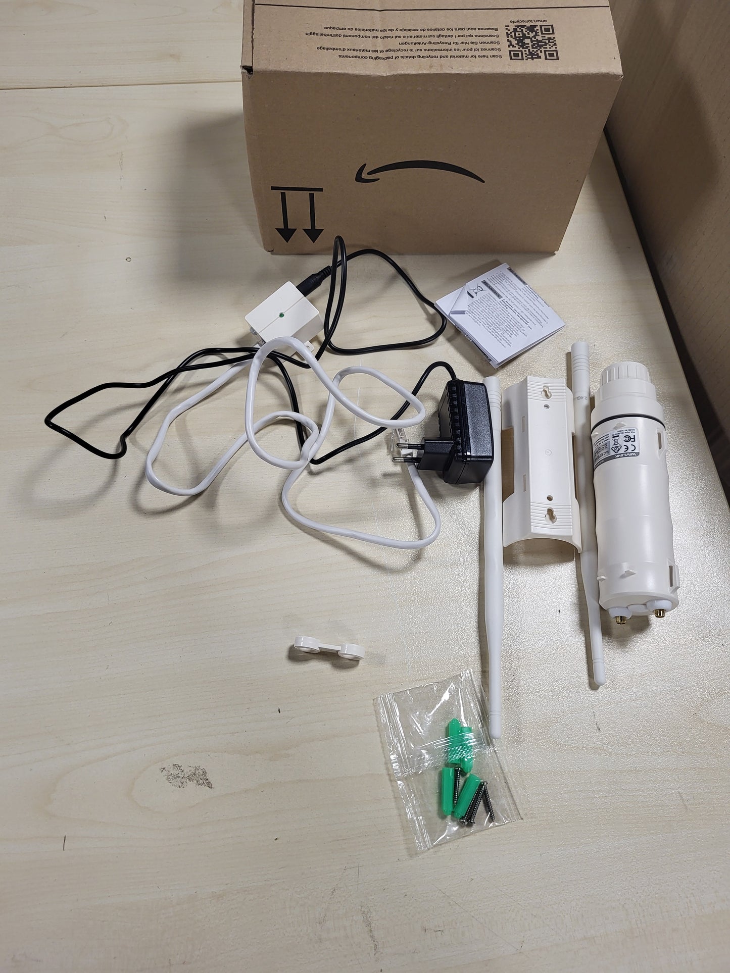 268187 - WAVLINK N300 Përsëritës WiFi i Jashtëm, 300Mbps, mbështet PoE Pasive/Aktive, modalitetet AP/Ruter/Përsëritës, 100Mbps WAN/LAN, WPA2, furnizim me energji EU