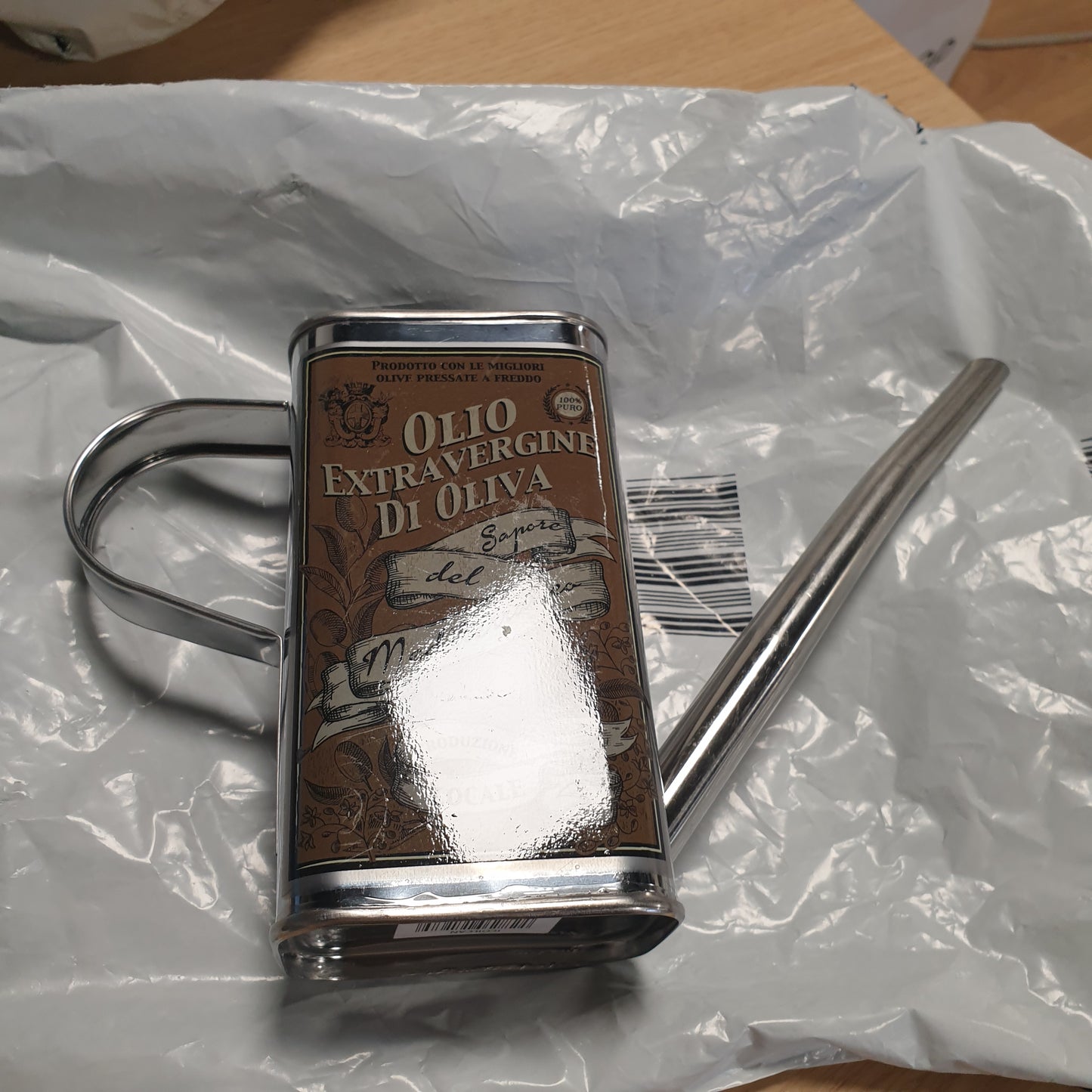 246387 - KITCHENCRAFT Dispenser vaji ulliri, Enë me derdhës, Çelik inox, Kapacitet 500 ml