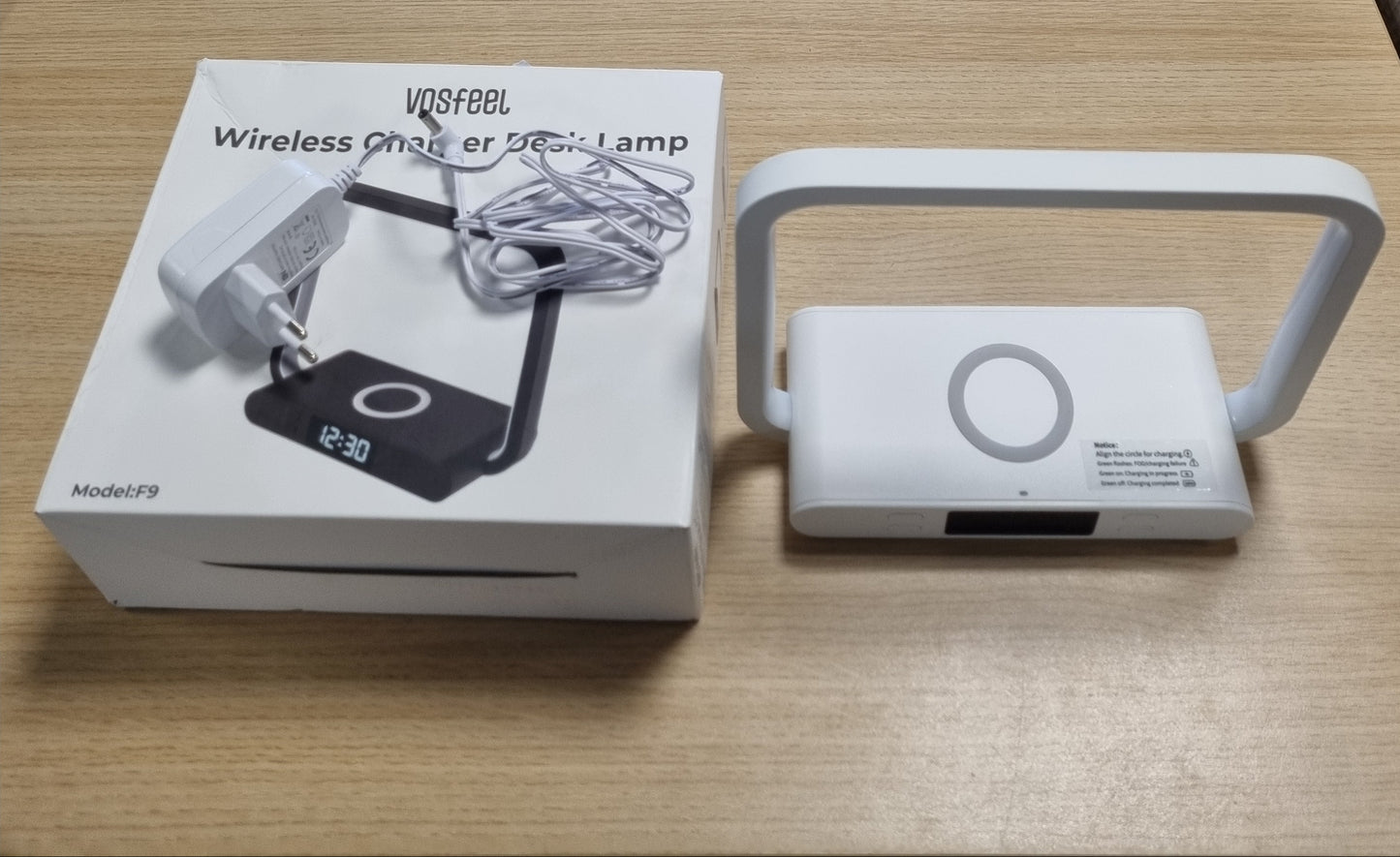 209052 - VOSFEEL Llambë Krevati 4-në-1, 15W, me Karikues pa Tel dhe Portë Karikimi USB, Ndriçim i Rregullueshëm, Orë dhe Kontroll me Prekje, Material: Plastik, e Bardhë, për Dhomë Gjumi, Studio, Zyrë