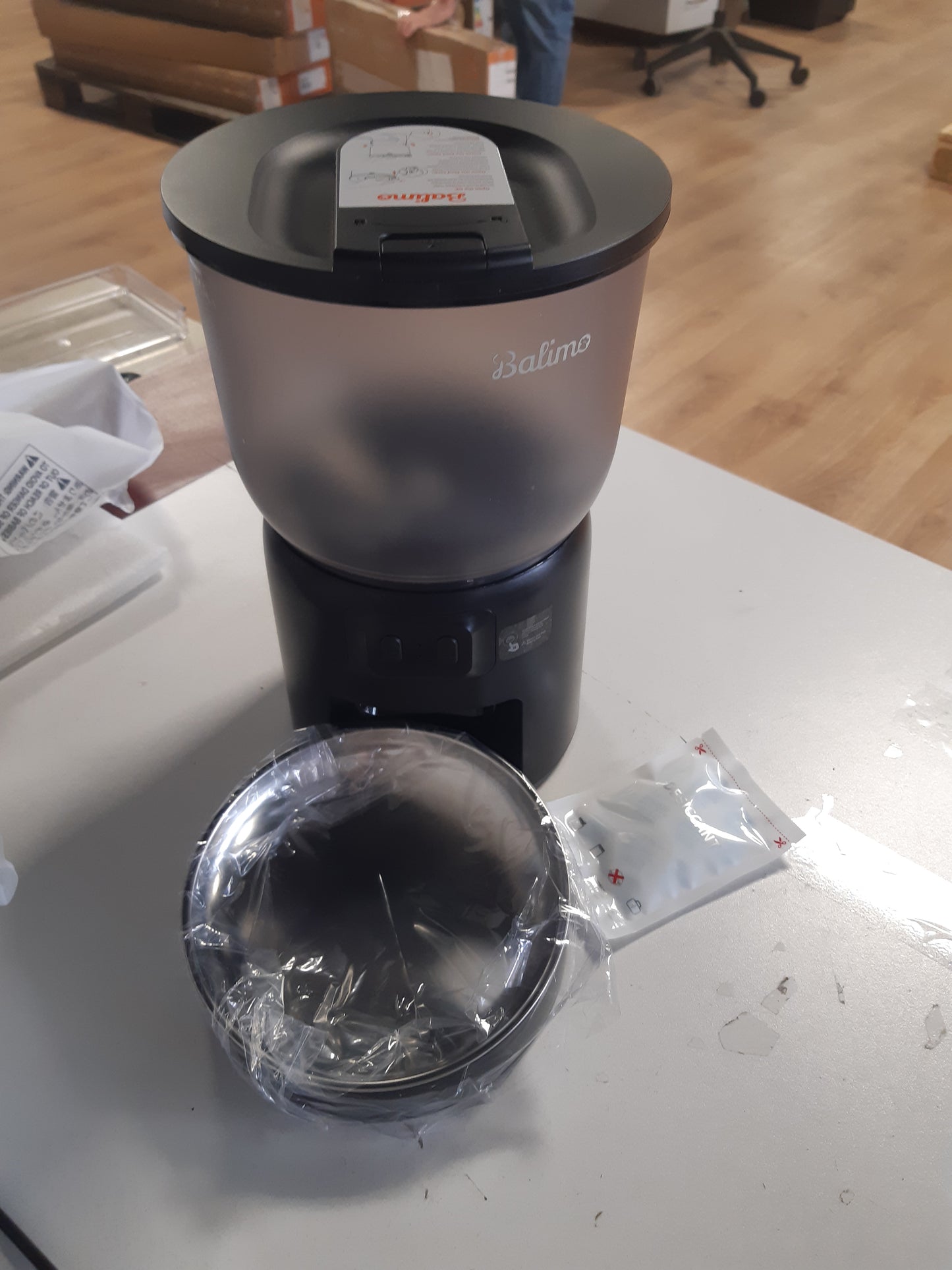 208355 - BALIMO - Dispensues Automatik Ushqimi për Mace, 3L Kapacitet, 2.4G WiFi, Programim i 1-10 Vakte për Ushqyerje, i Përshtatshëm për Qen dhe Mace, Ngjyra e Zi