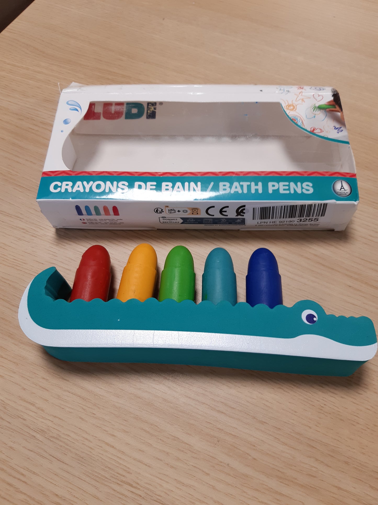 47891 - LUDI - Set 5 Lapsa për Vizatim në Banjë, Material i Ngurtë dhe i Papërshkueshëm nga Uji, Për Fëmijë nga 10 Muaj, Zhvillim i Aftësive Motorike dhe Imagjinatës, Përfshin Qëndrim