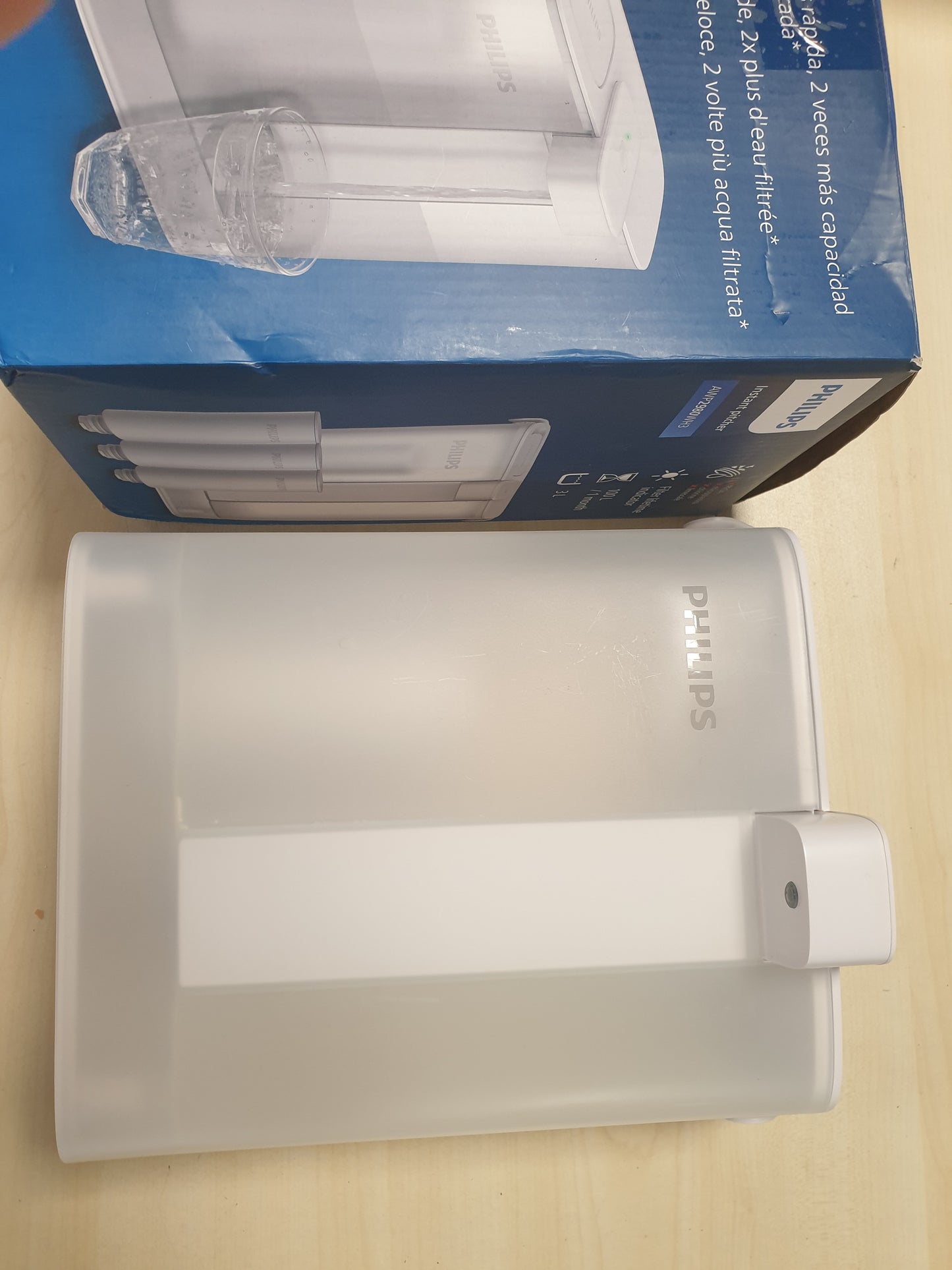 221355 - PHILIPS Filtër Uji me Kapacitet 3 L, 3× Filtër Taste+, Zvogëlon Klorin dhe Plumbin