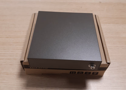 266645 - TENDA TEG1105PD, Ndërprerës PoE me 5 Porta, 1 Hyrje dhe 4 Dalje, Plug-and-Play, Pa Ventilator, Kuti Metalike