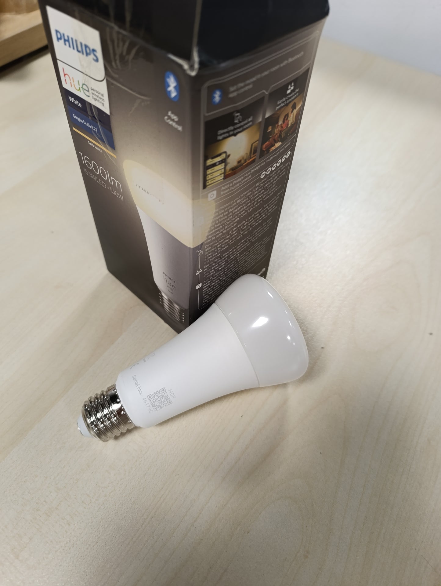 261194 - PHILIPS HUE White E27, pako e vetme, 1600lm, dritë e bardhë e ngrohtë, e errësueshme, kontroll nëpërmjet aplikacionit, pajtueshme me Amazon Alexa