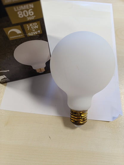 206508 - EGLO LED Llambë E27, 7.5 vat (ekuivalente me 60 vat), 806 lumen, Burim drite e bardhë e ngrohtë 2700 K, Materjal: Opal i bardhë, Forma: Globe G95, Ø 9.5 cm, Me kapacitet errësimi