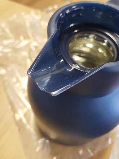 256333 - EMSA Enë e izoluar Samba, kapacitet 1L, mbyllje me shtypje të shpejtë, 100% e papërshkueshme nga rrjedhjet, mban pijet të ngrohta për 12 orë dhe të ftohta për 24 orë, mbulesë qelqi, e prodhuar në Gjermani, tejdukshme/blu oqeani, N4015900