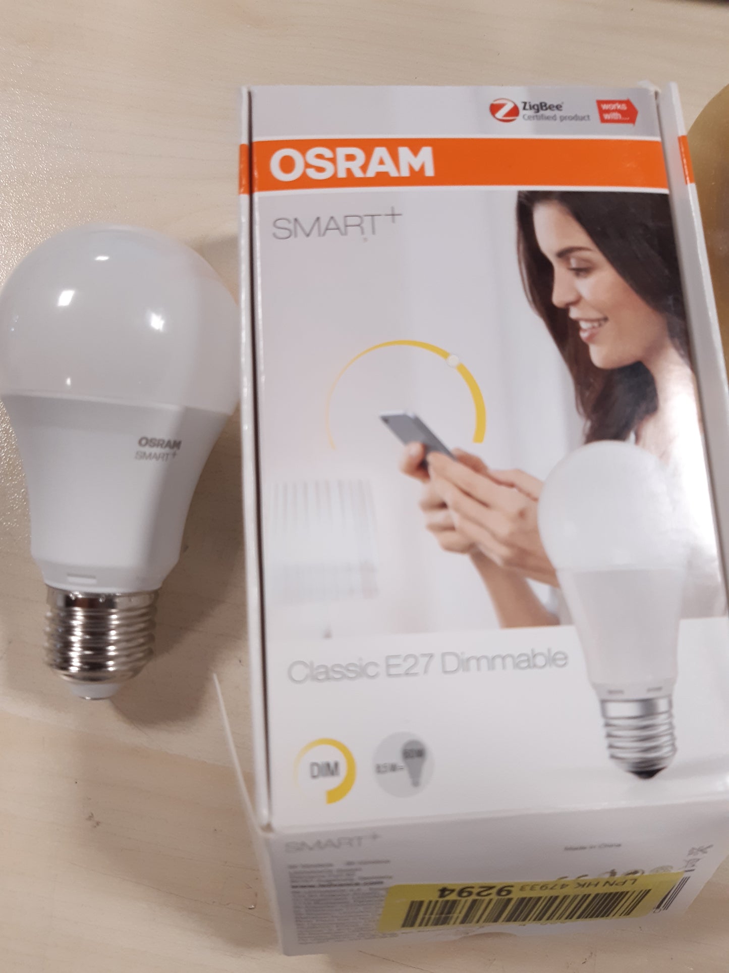 168503 - OSRAM Smart+ LED, Llambë ZigBee, Baza E27, Ngjyra e Bardhë e Ngrohtë, me Mundësi Errësimi, e Përputhshme me Echo Plus dhe Echo Show (Gjenerata e 2-të)