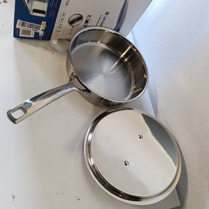 187010 - TIGAN LE CREUSET me Kapak, Çelik Inox me 3 Shtresa, 24 cm, Ngjyra Argjend, Modeli 96202124001000