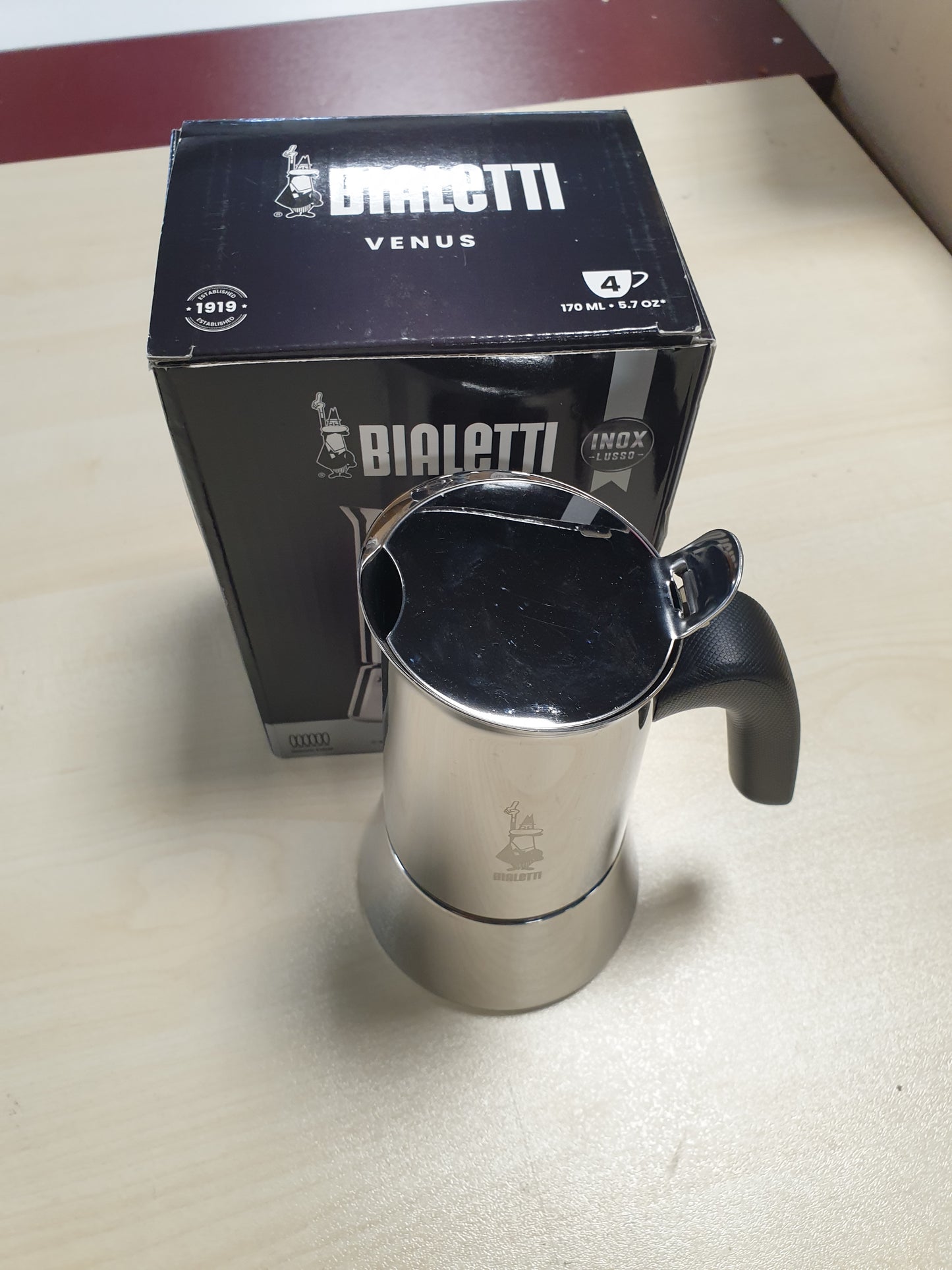 231596 - BIALETTI Makinë për espresso Venus Induction, çelik inox, 4 filxhanë kafeje (170 ml), argjendi