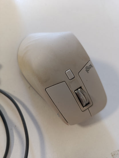 266071 - LOGITECH MX MASTER 3S - Maus pa tel, 8K DPI, USB-C, Bluetooth, dizajn ergonomik, 102x85x48 mm, 141 g, Gri e çelët