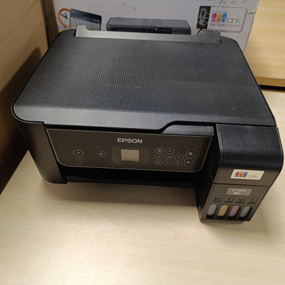 126106 - EPSON Printer Shumëfunksional A4 EcoTank ET-2870, Bojëra të Rimbushshme me Kapacitet të Lartë, Përfshi 4 Shishe, Kapacitet Printimi 3600 faqe Bardhë e Zi dhe 6500 faqe Me Ngjyra, Ekran LCD