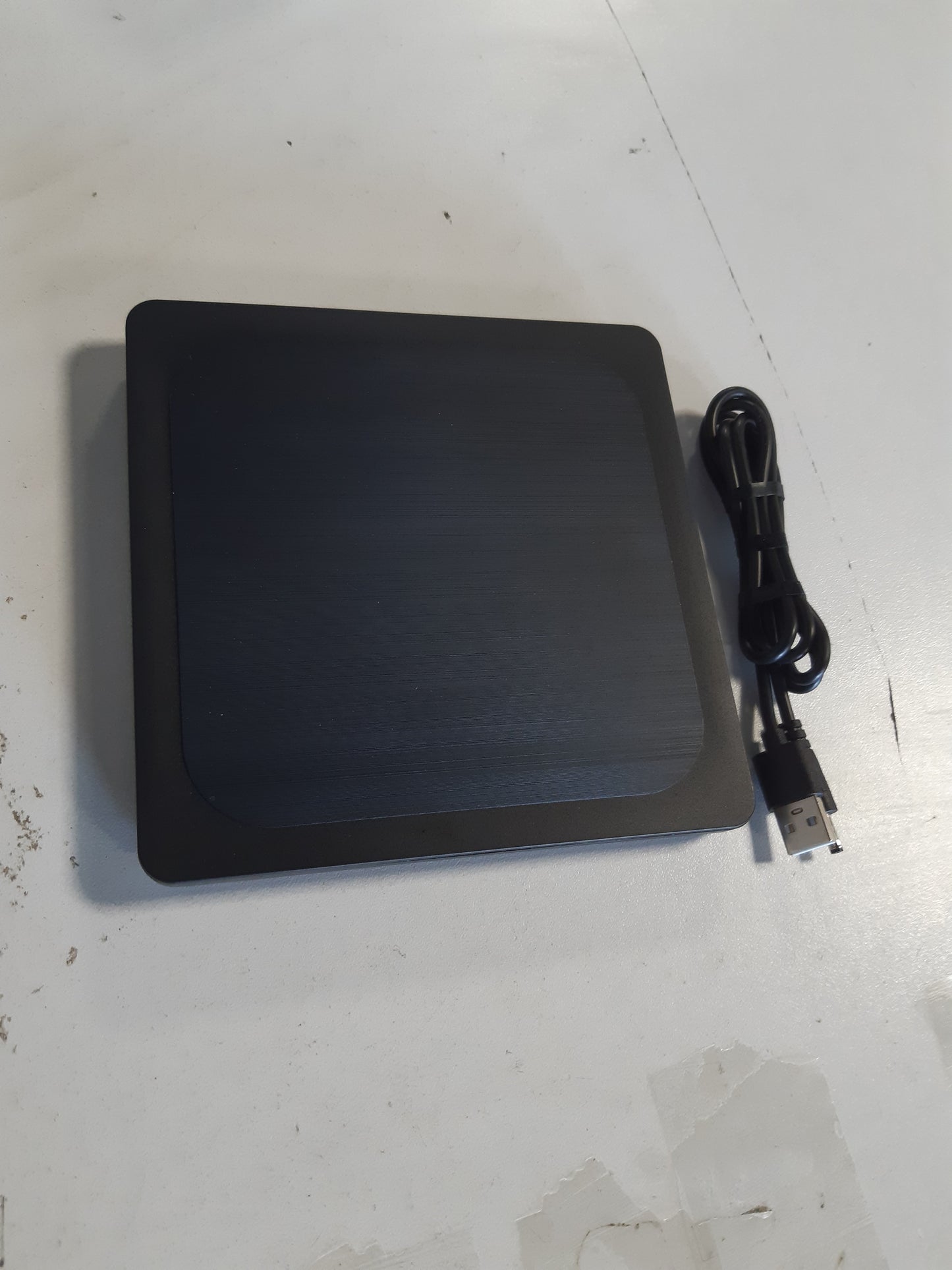 266780 - NJËSI DVD E JASHTME METALIKE, USB 3.0, DJEGËS CD/DVD±RW, PËR PC MAC DHE WINDOWS, LEXUES/SHKRUES DVD ROM, ULTRA I HOLLË