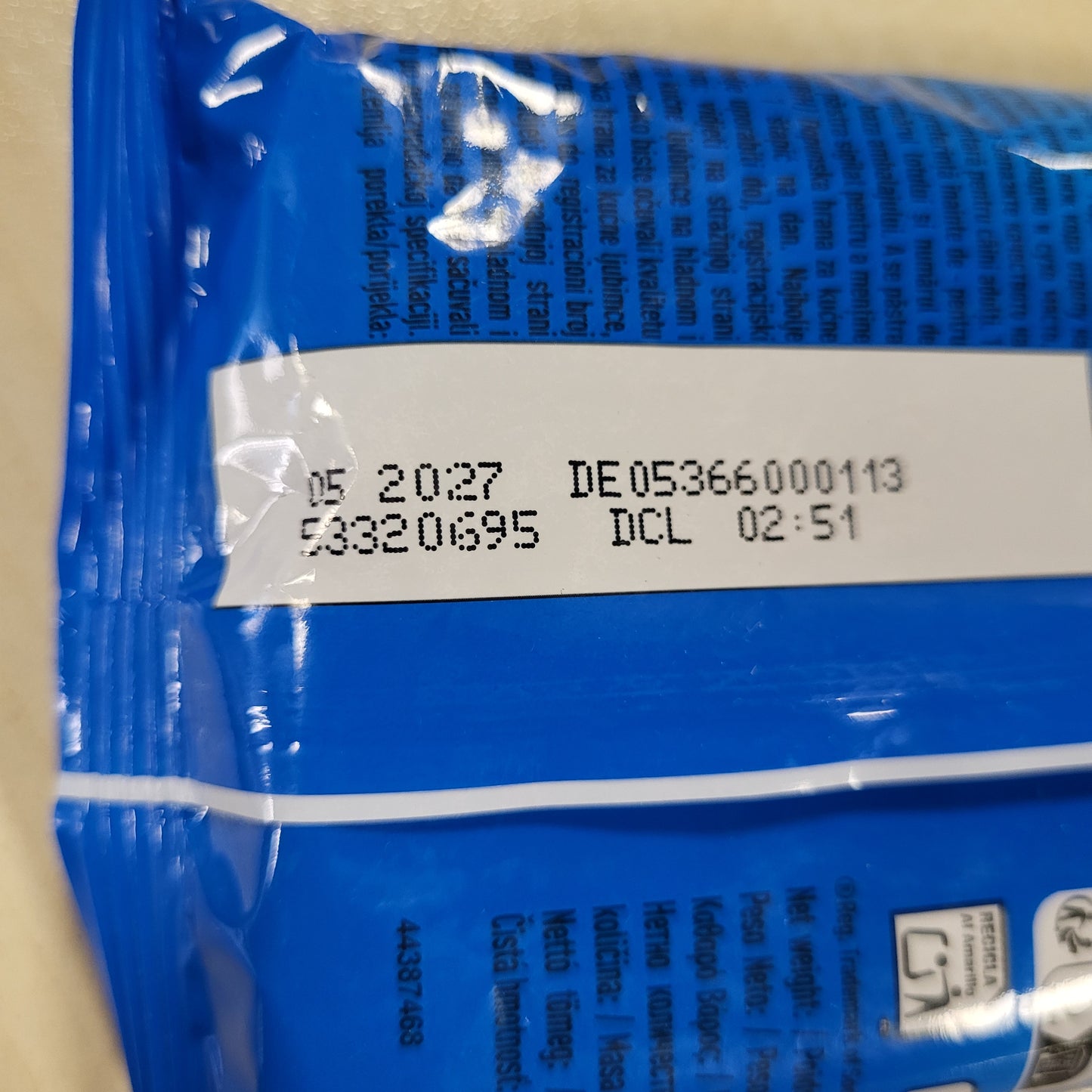 206738 - DENTALIFE - Trajtime të përditshme për kujdesin oral të qenve të rritur mesatarë, Qese me 42 shkopinj përtypës, Veprim pastrues natyral për pastrimin efektiv të dhëmbëve