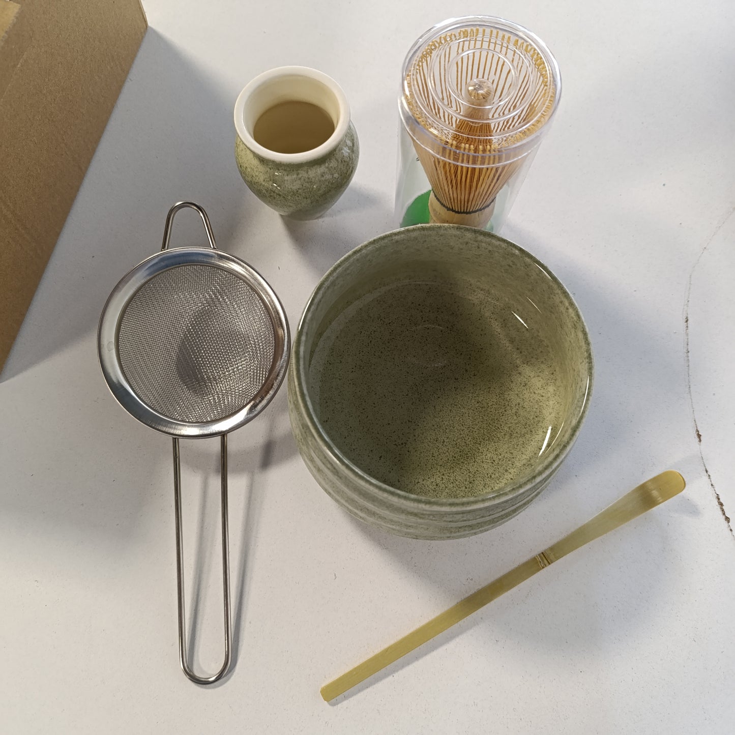 162697 - KIT MATCHA - Set për çaj japonez, 5 copë, përfshijnë filxhan dhe lopatë, ideale për përgatitjen e çajit Matcha, dhe si dhuratë