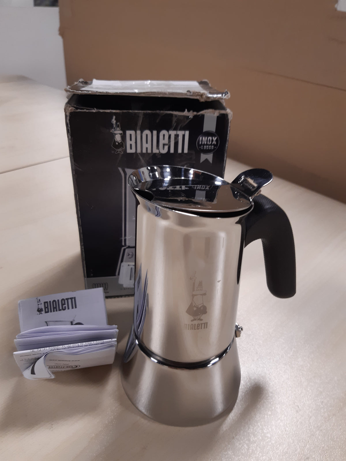 218081 - BIALETTI - Makinë espresso induksion Venus, çelik inox, 4 filxhanë (170 ml), ngjyrë argjendi