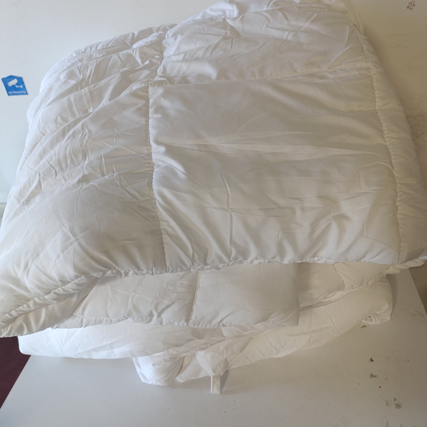 214608 - UTOPIA BEDDING Jorgan 240x260 cm, i ngrohtë 370 GSM, për krevat dopio, mbulesë e bardhë me fletëza këndore