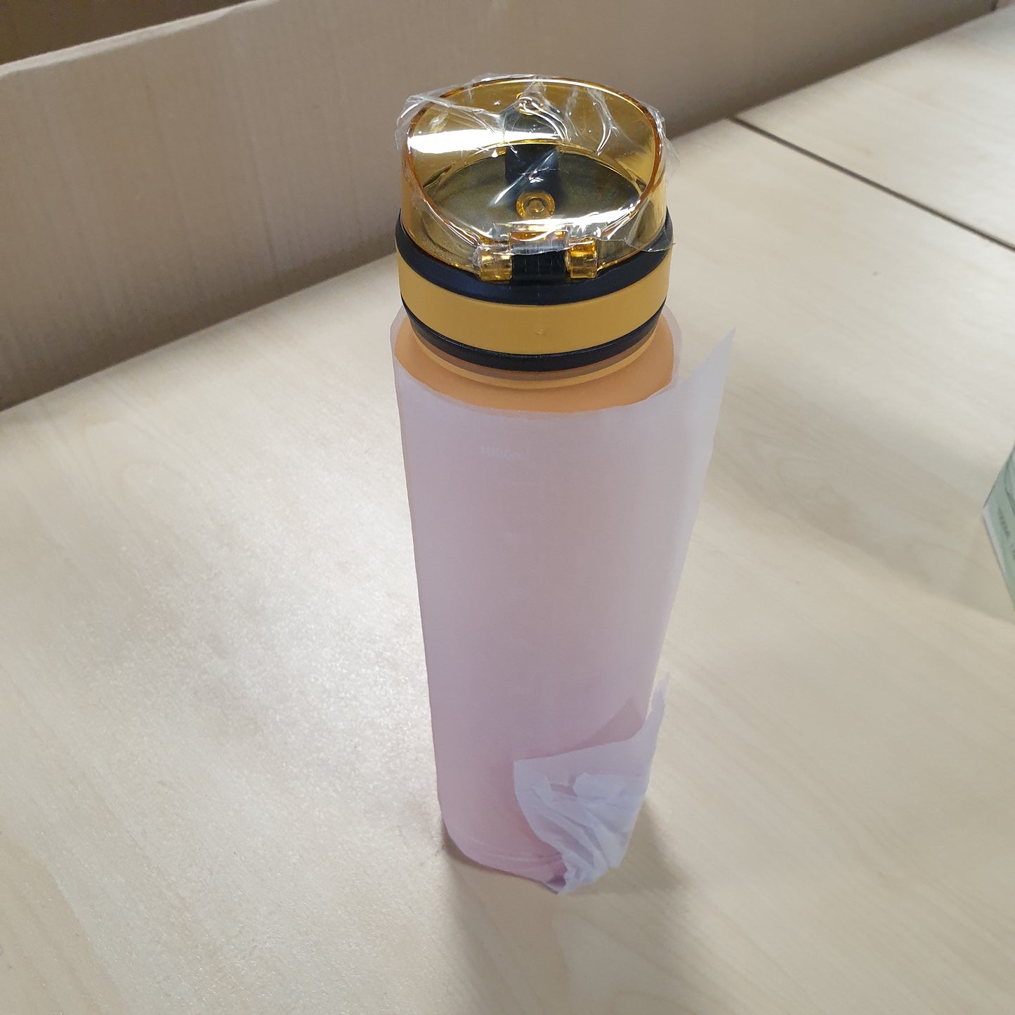 233002 - HONEYHOLLY Shishe Uji 1 Litër, E Papërshkueshme nga Rrjedhjet, Pa BPA, Motivues, Shënues Kohe