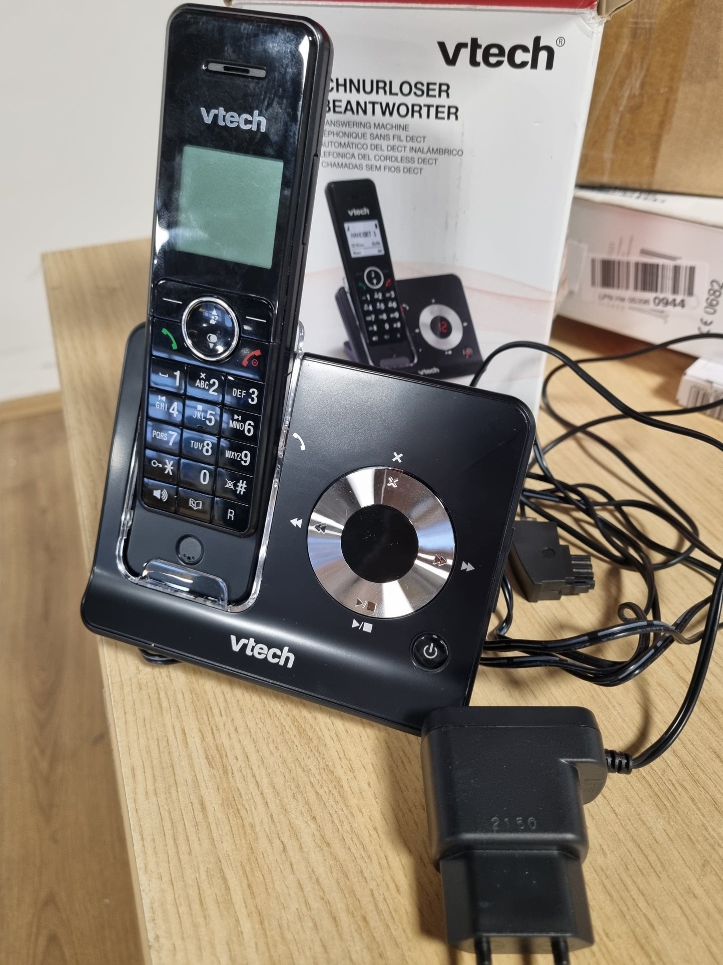 268213 - VTech Telefon pa tel MS3050 DECT me sekretari telefonike, bllokim telefonuesish, identifikim telefonuesi/pritje telefonate, funksion pa duar, përforcues volumin, ekran me ndriçim nga prapa