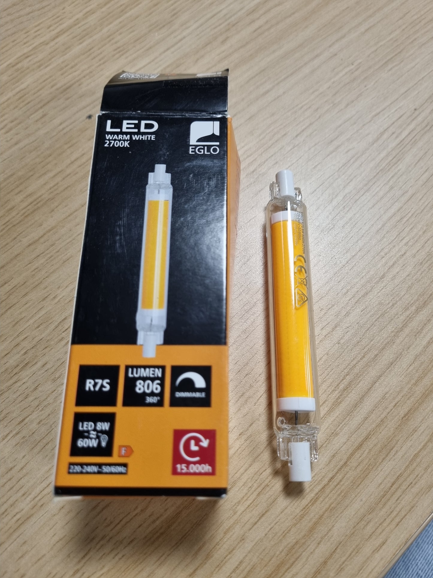 168335 - EGLO LED Llambë R7S me errësim, shirit ndriçimi 360°, 8 vat (ekuivalente 75 vat), 806 Lumen, burim drite e bardhë e ngrohtë 2700 Kelvin, Ø 1.6 cm, Gjatësi 11.8 cm