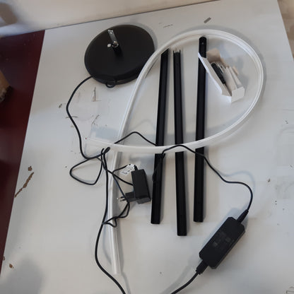 255107 - NANOLEAF Llambë Dyshemeje Inteligjente Matter, e Zezë, LED RGB IC, 1700lm, Kontroll me Aplikacion dhe Zë, Dekor Dhome Gjumi