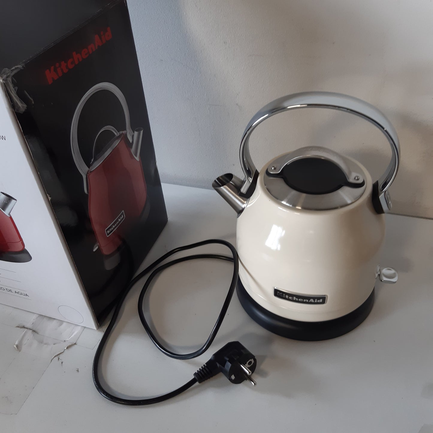 221091 - KITCHENAID Çajnik 5KEK1222EAC, Çelik Inoks, 2 litra, Krem Bajamesh