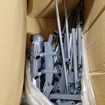 187335 - AMAZON BASICS Raft Tharës Rrobash për Ambientet e Brendshme me Krahë të Palosshëm, 4 Nivele, Ngjyra e Bardhë
