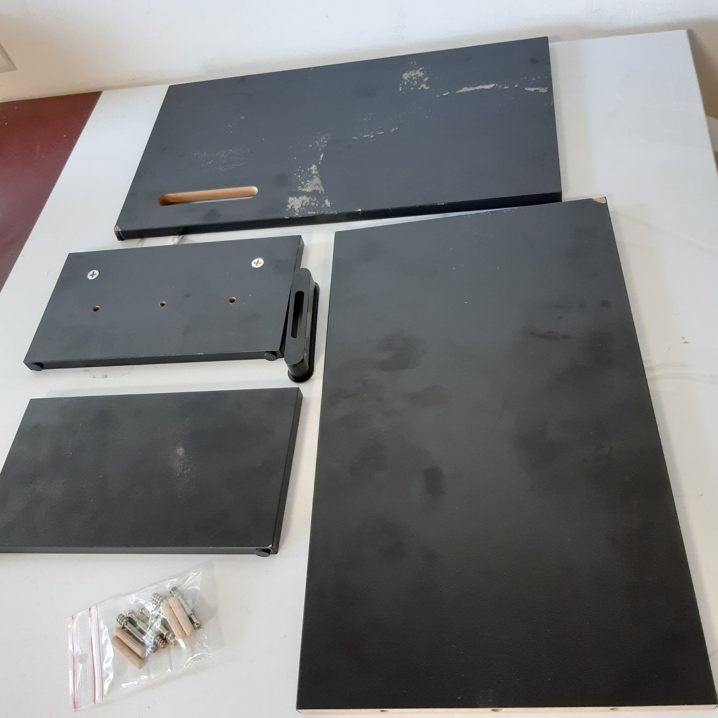215774 - BONTEC Mbështetëse Monitori, 42 cm, e Zezë